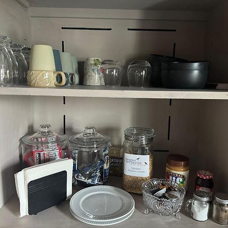 Dungeness Barn House Bed And Breakfast At Two Crows Farm スクイム エクステリア 写真